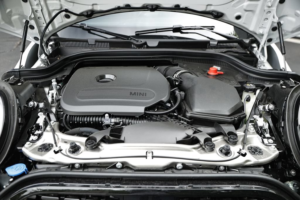 New 2026 MINI Cooper 4-Door Hardtop FWD image 33