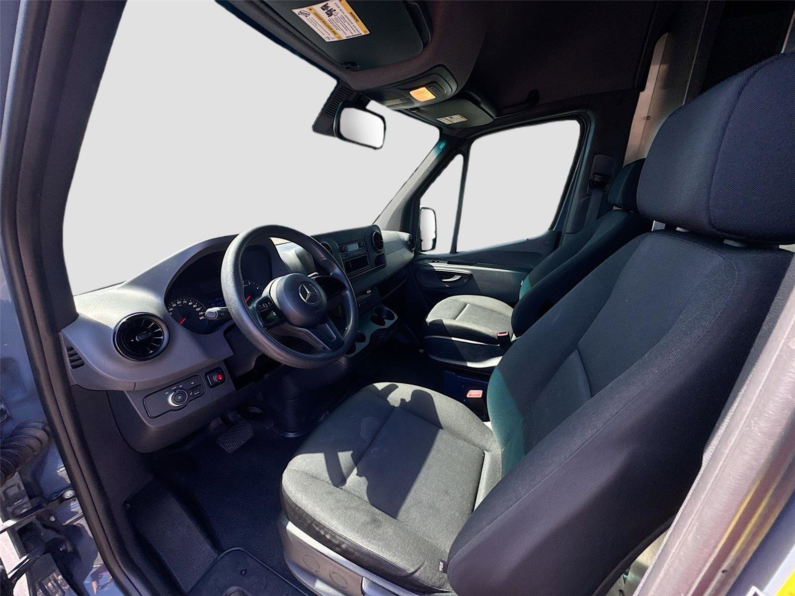 Used 2019 Mercedes-Benz Sprinter 144 image 11