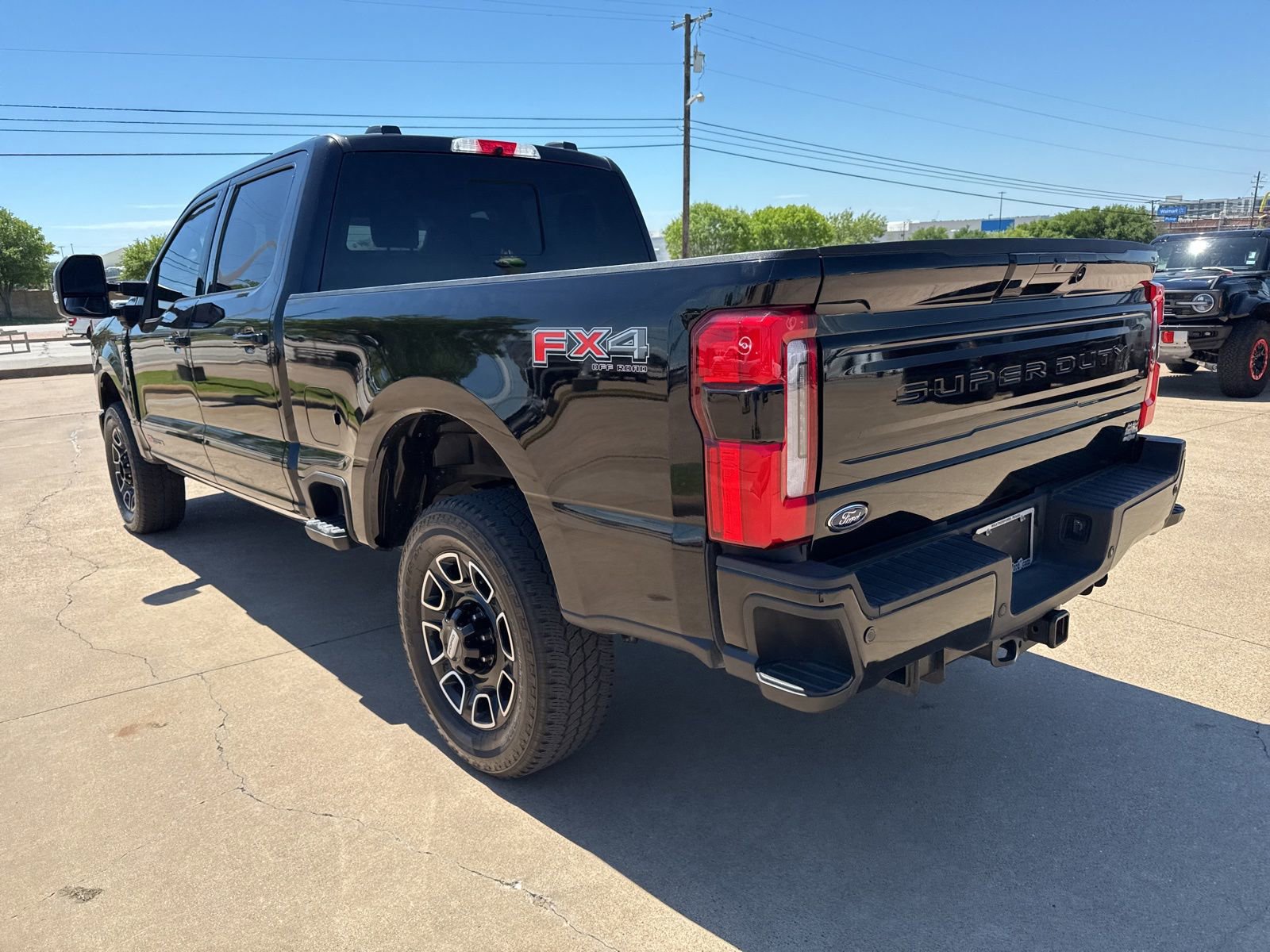 Used 2025 Ford F250 Platinum image 5