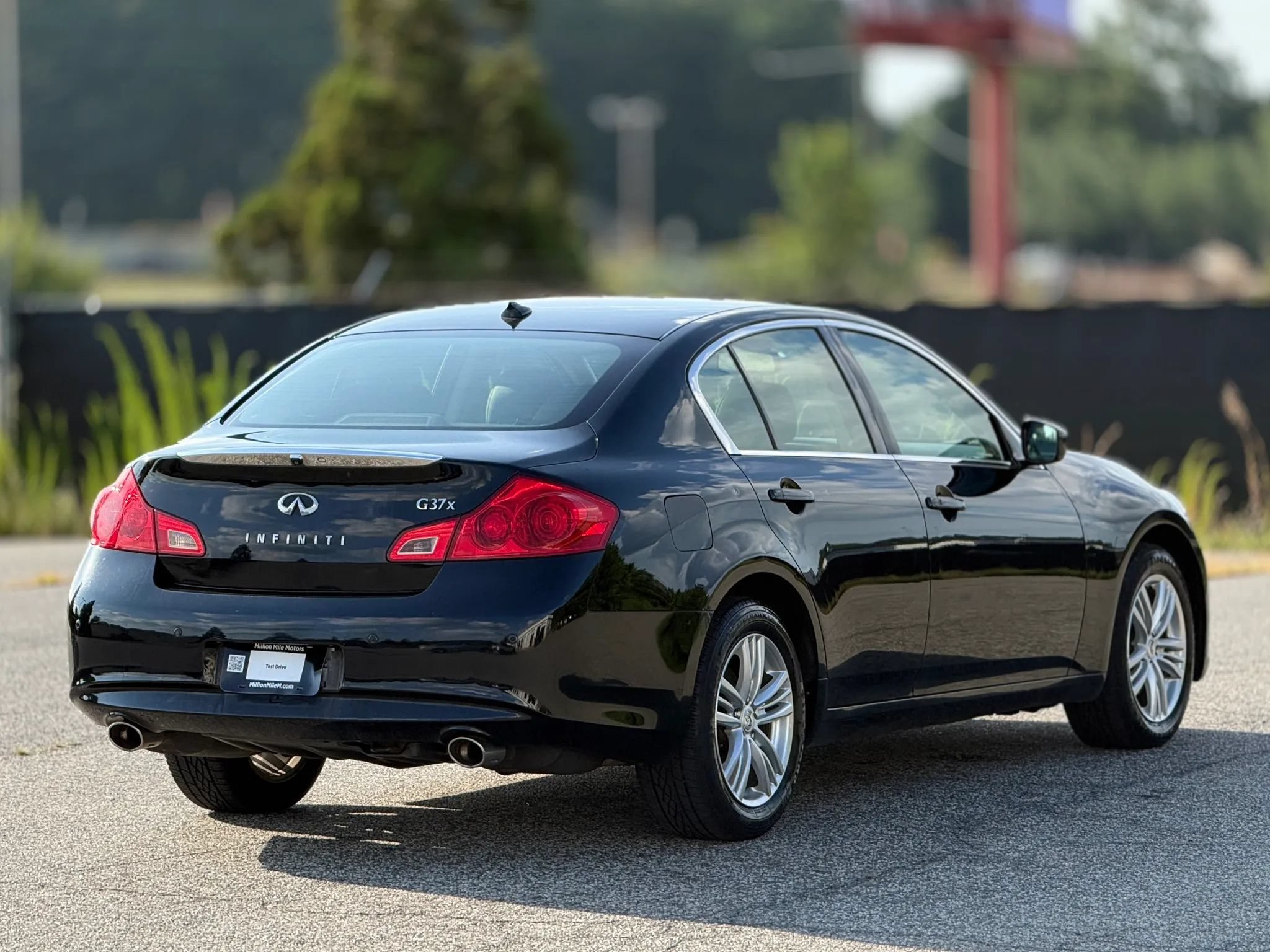 Used 2012 INFINITI G37 x Sedan w/ Premium Pkg AWD/4WD image 9