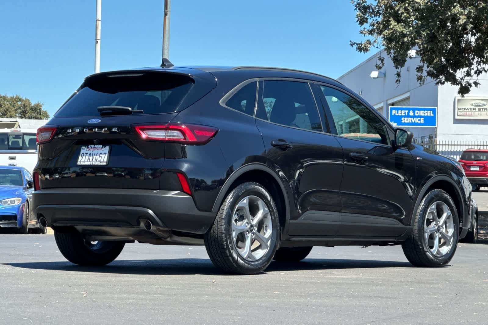 Certified 2025 Ford Escape ST-Line FWD image 2