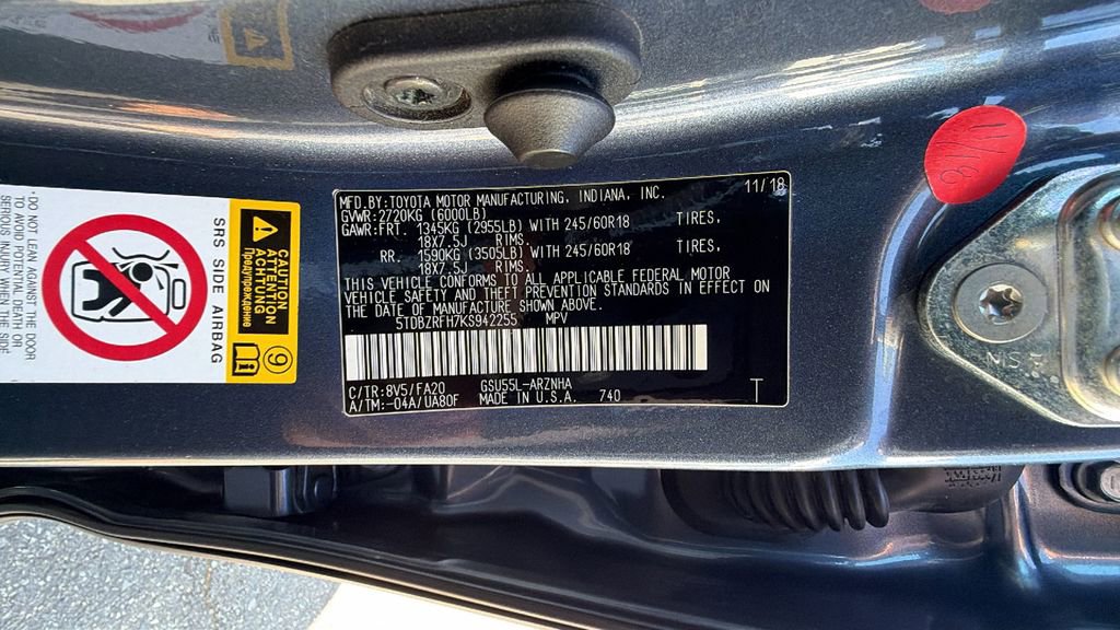 Used 2019 Toyota Highlander Plus AWD/4WD image 33