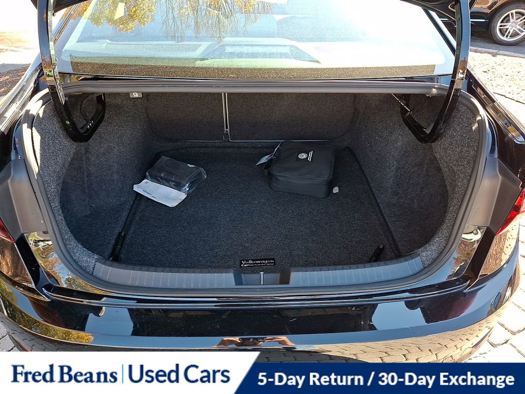 Certified 2021 Volkswagen Jetta S w/ Driver Assistance Package image 30