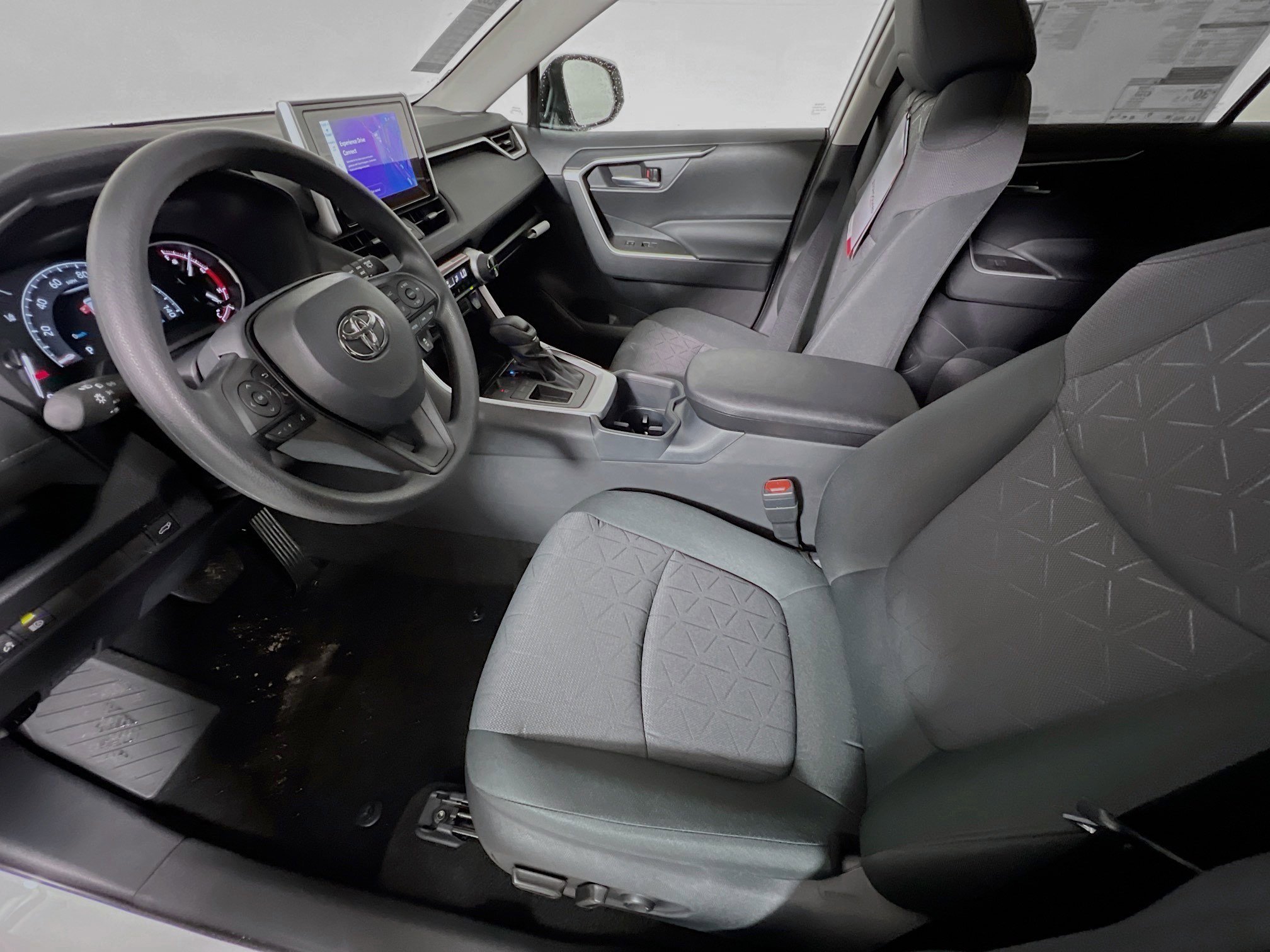 New 2025 Toyota RAV4 XLE image 14