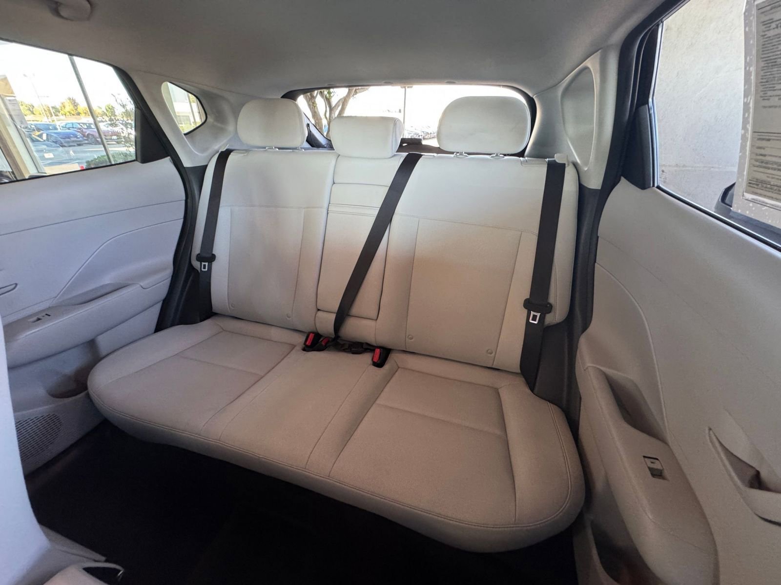 Used 2025 Hyundai Kona SEL image 38