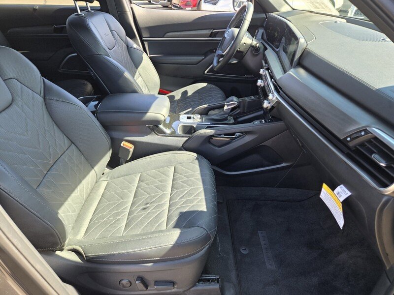 Certified 2025 Kia Telluride EX X-Line AWD/4WD image 16