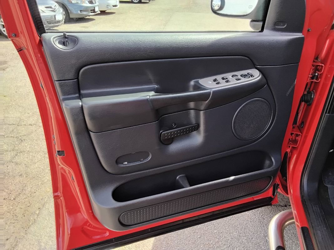 Used 2005 Dodge Ram 1500 Truck SLT w/ Trailer Tow Group AWD/4WD image 10