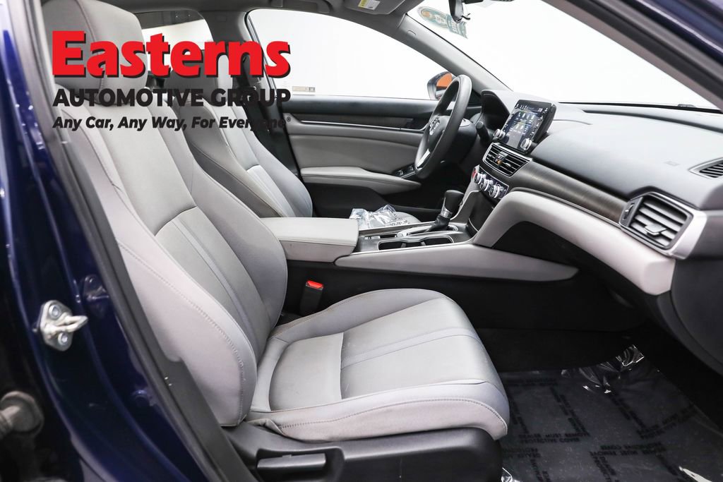 Used 2019 Honda Accord EX image 24