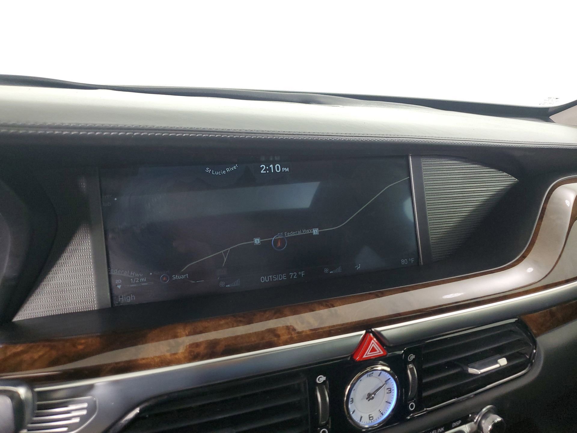 Used 2017 Genesis G90 3.3T Premium image 40