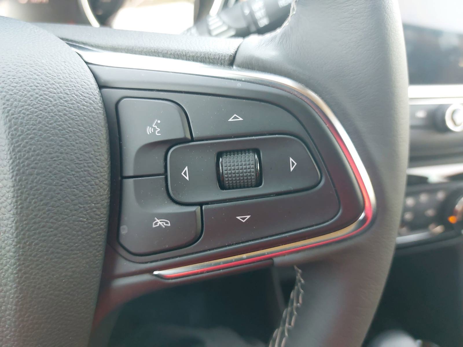 Used 2023 Buick Encore GX Preferred w/ Cold Weather Comfort Package FWD image 20
