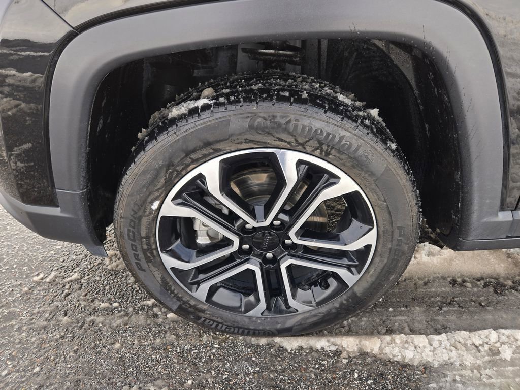 Used 2022 Jeep Compass Limited image 30