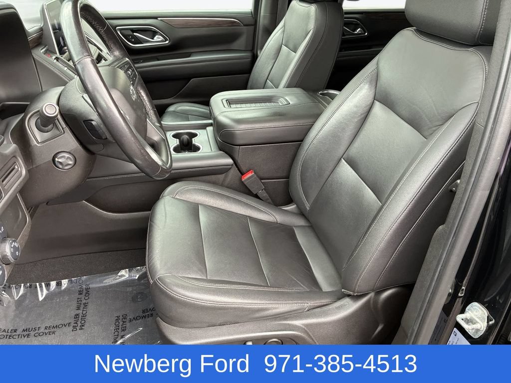Used 2021 Chevrolet Suburban Z71 w/ Luxury Package AWD/4WD image 28