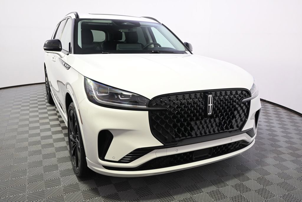 New 2026 Lincoln Aviator Reserve image 9