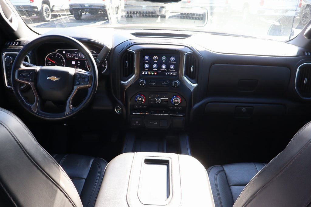 Used 2021 Chevrolet Silverado 1500 High Country w/ Technology Package image 19