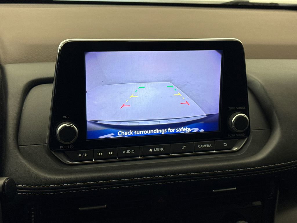 Used 2022 Nissan Rogue SV image 22