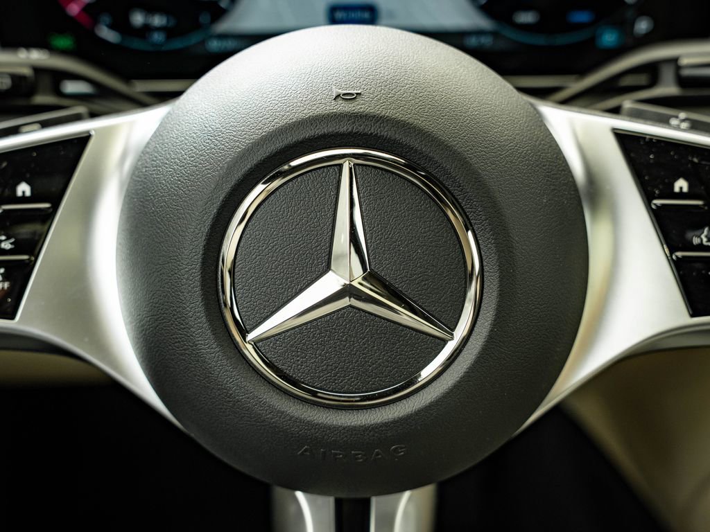 New 2026 Mercedes-Benz GLC 300 4MATIC image 31