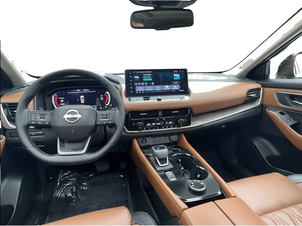 Used 2025 Nissan Rogue Platinum w/ Platinum Premium Package AWD/4WD image 37