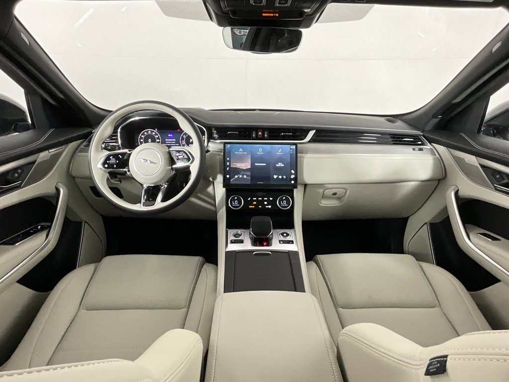 New 2026 Jaguar F-PACE R-Dynamic S image 4