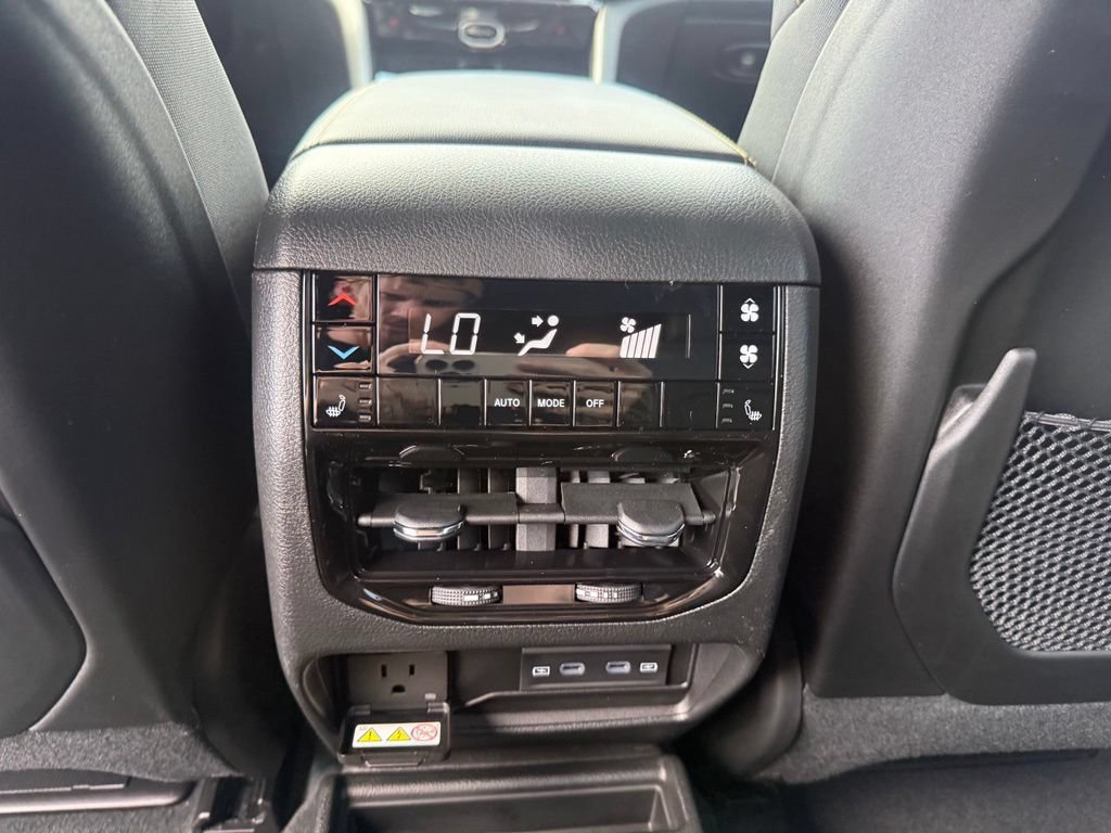 New 2026 Jeep Grand Cherokee L Limited AWD/4WD image 68