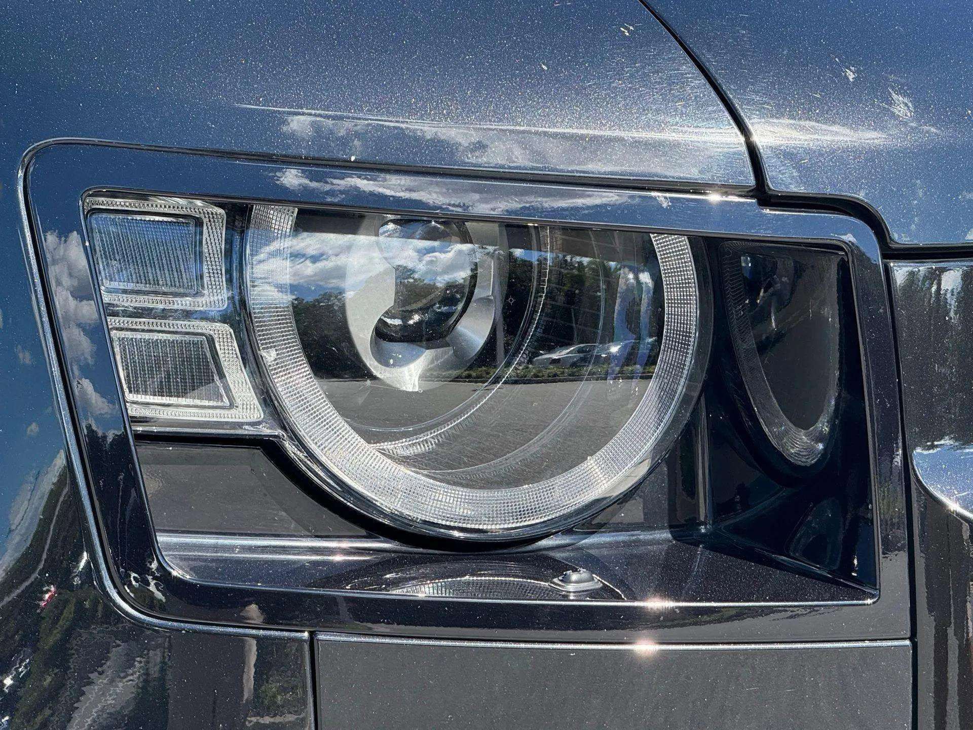 Used 2023 Land Rover Defender 110 Carpathian Edition image 9