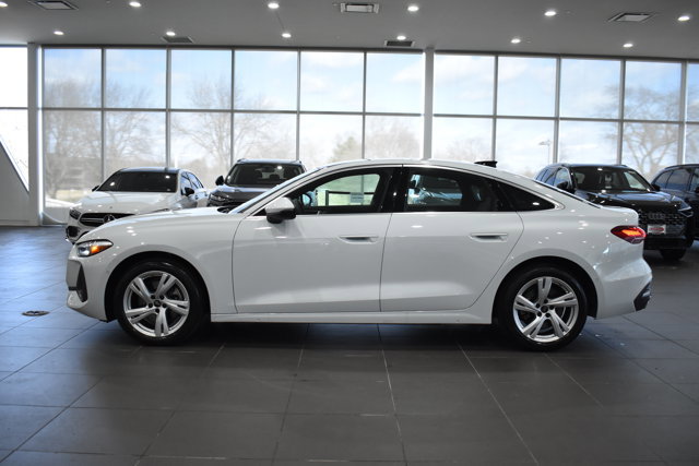 Used 2025 Audi A5 2.0T Premium w/ Convenience Package image 8