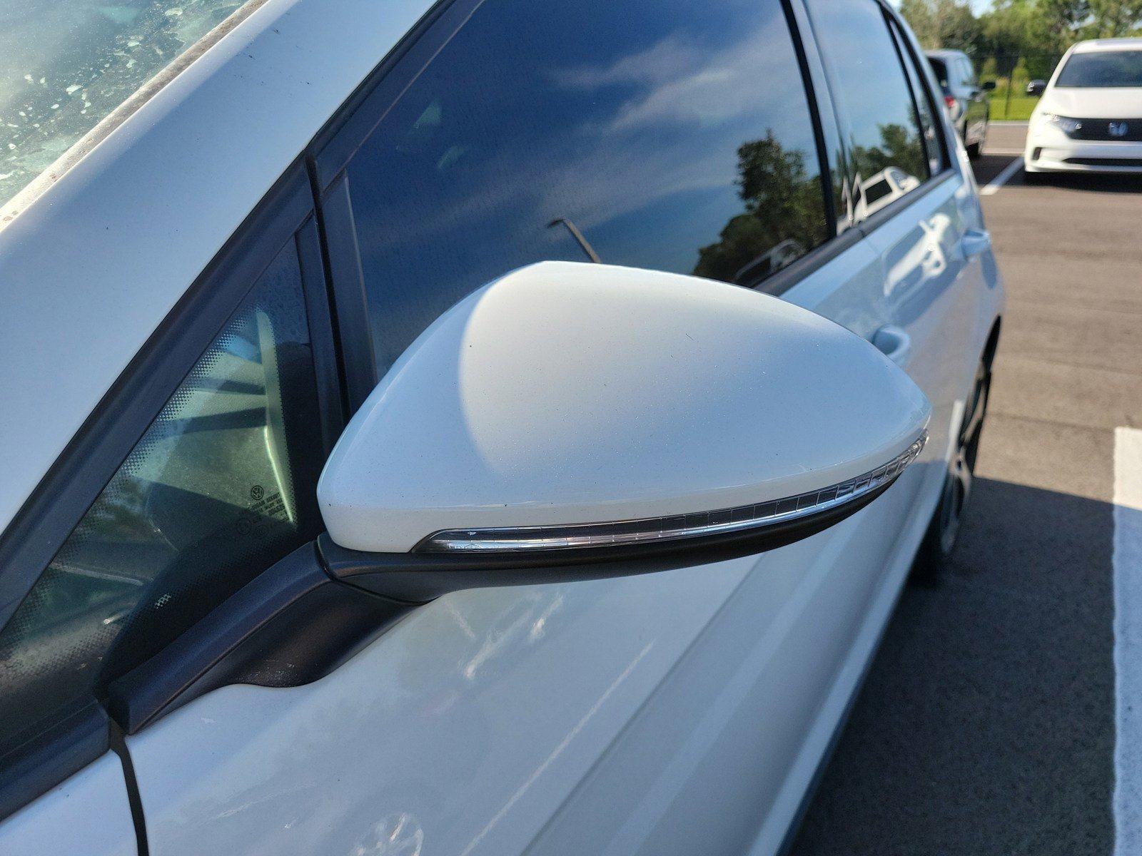 Used 2017 Volkswagen Golf S FWD image 7