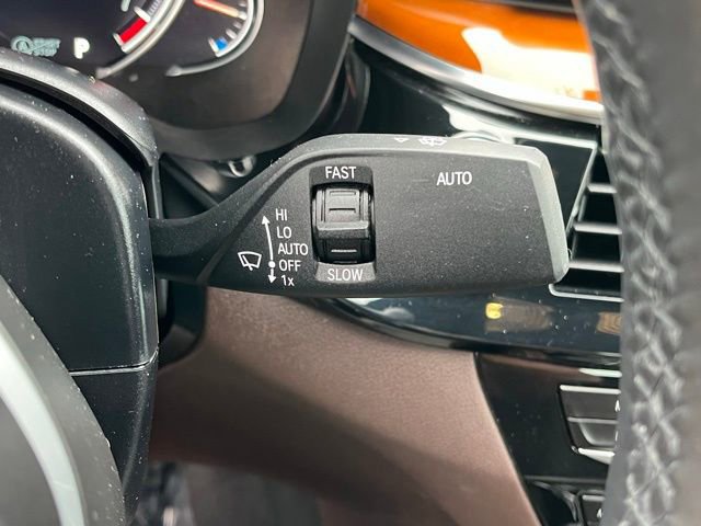 Used 2018 BMW M550i xDrive w/ Dynamic Handling Package AWD/4WD image 48