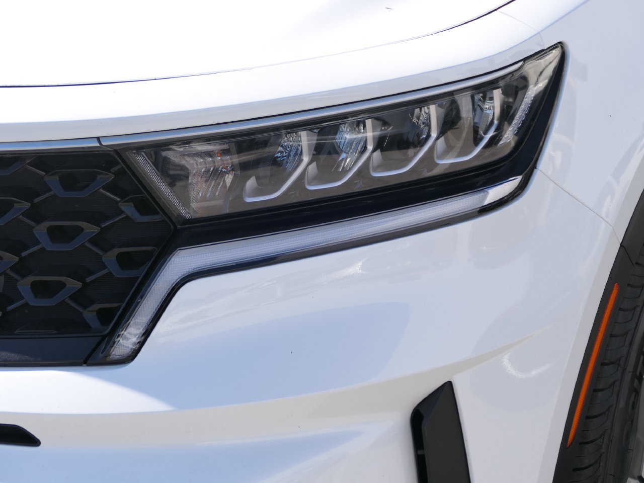 Certified 2022 Kia Sorento S AWD/4WD image 10