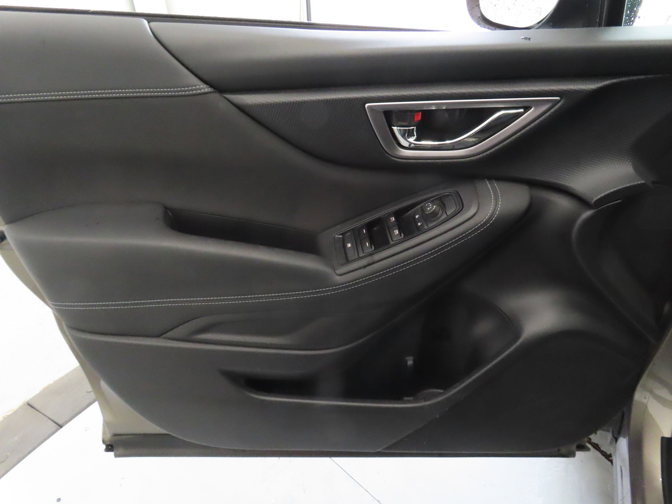 Used 2021 Subaru Forester Premium image 11