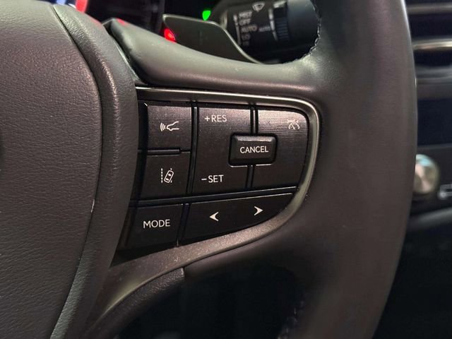 Used 2023 Lexus ES 350 w/ Premium Package image 18