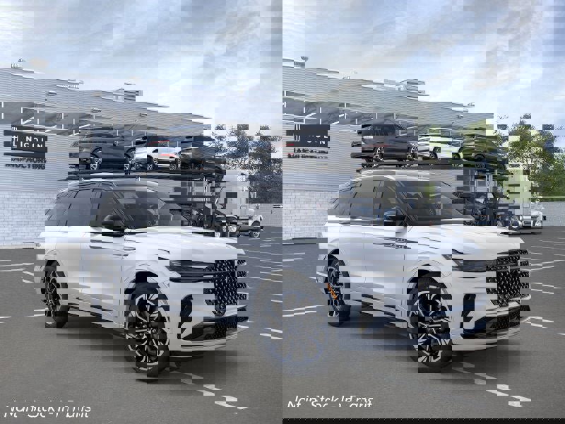 New 2026 Lincoln Nautilus Reserve image 7