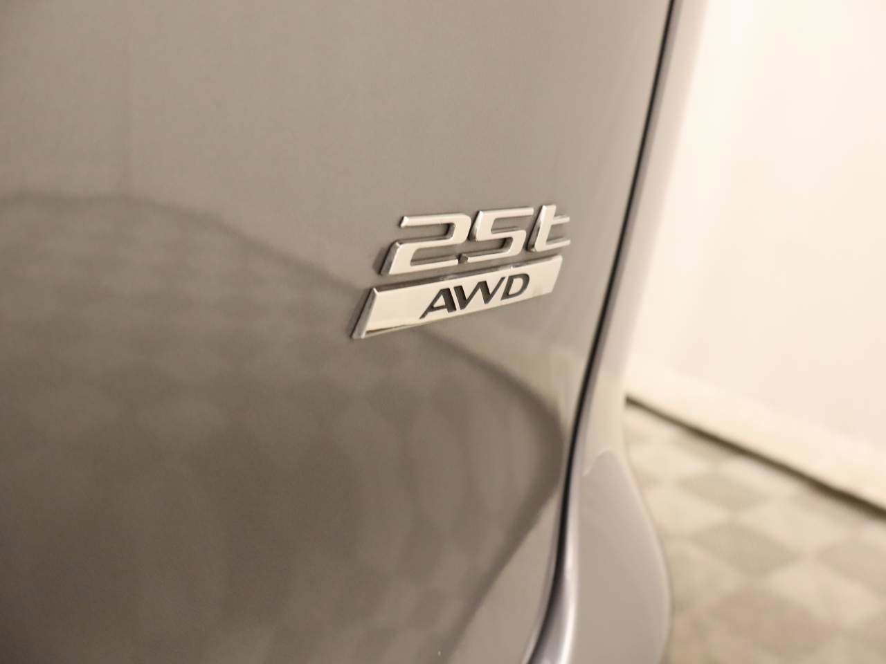 Used 2020 Jaguar F-PACE Premium AWD/4WD image 7