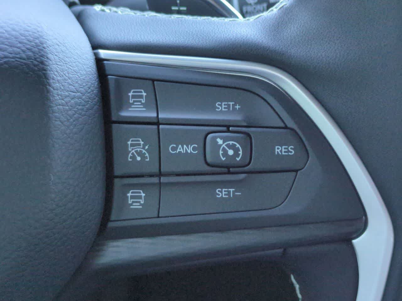 New 2026 Jeep Grand Cherokee Laredo X AWD/4WD image 24