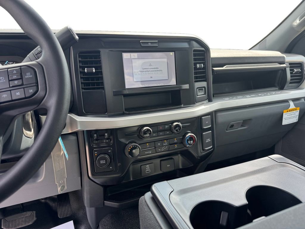 New 2026 Ford F550 4x4 Regular Cab Super Duty image 13