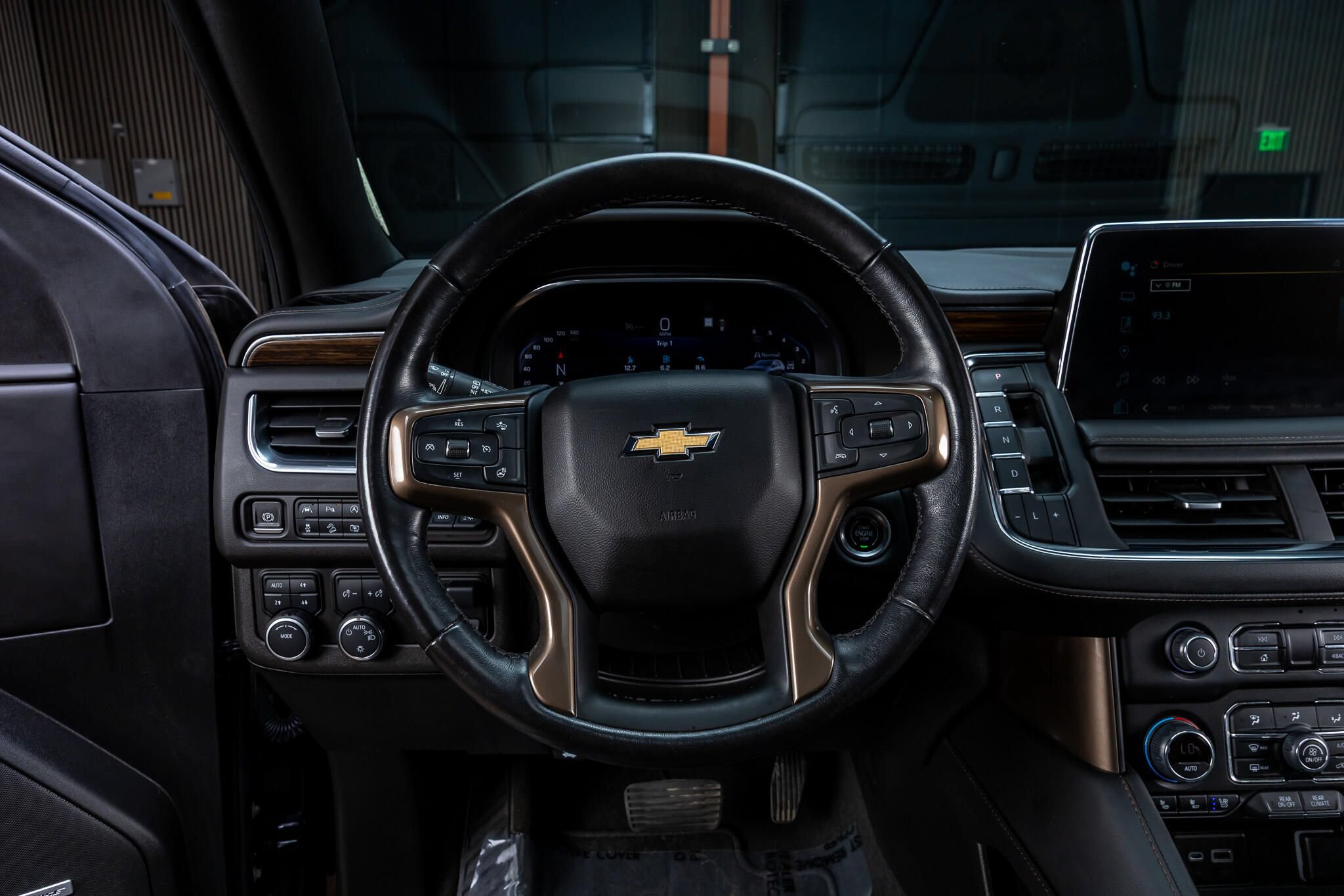 Used 2022 Chevrolet Suburban High Country w/ Max Trailering Package AWD/4WD image 15