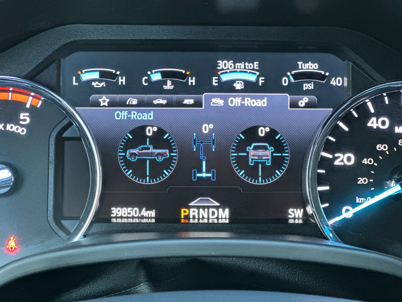 Certified 2022 Ford F250 Lariat w/ Lariat Ultimate Package image 27