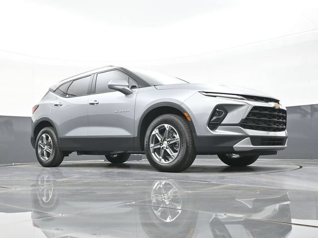 New 2026 Chevrolet Blazer LT w/ Convenience Package AWD/4WD image 44