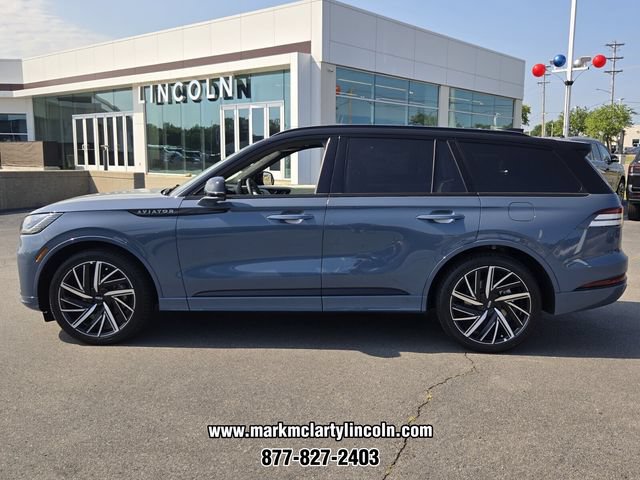 New 2026 Lincoln Aviator Black Label w/ Black Label Special Edition AWD/4WD image 2