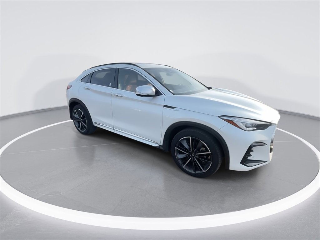 Used 2024 INFINITI QX55 Sensory w/ Lighting Package image 2