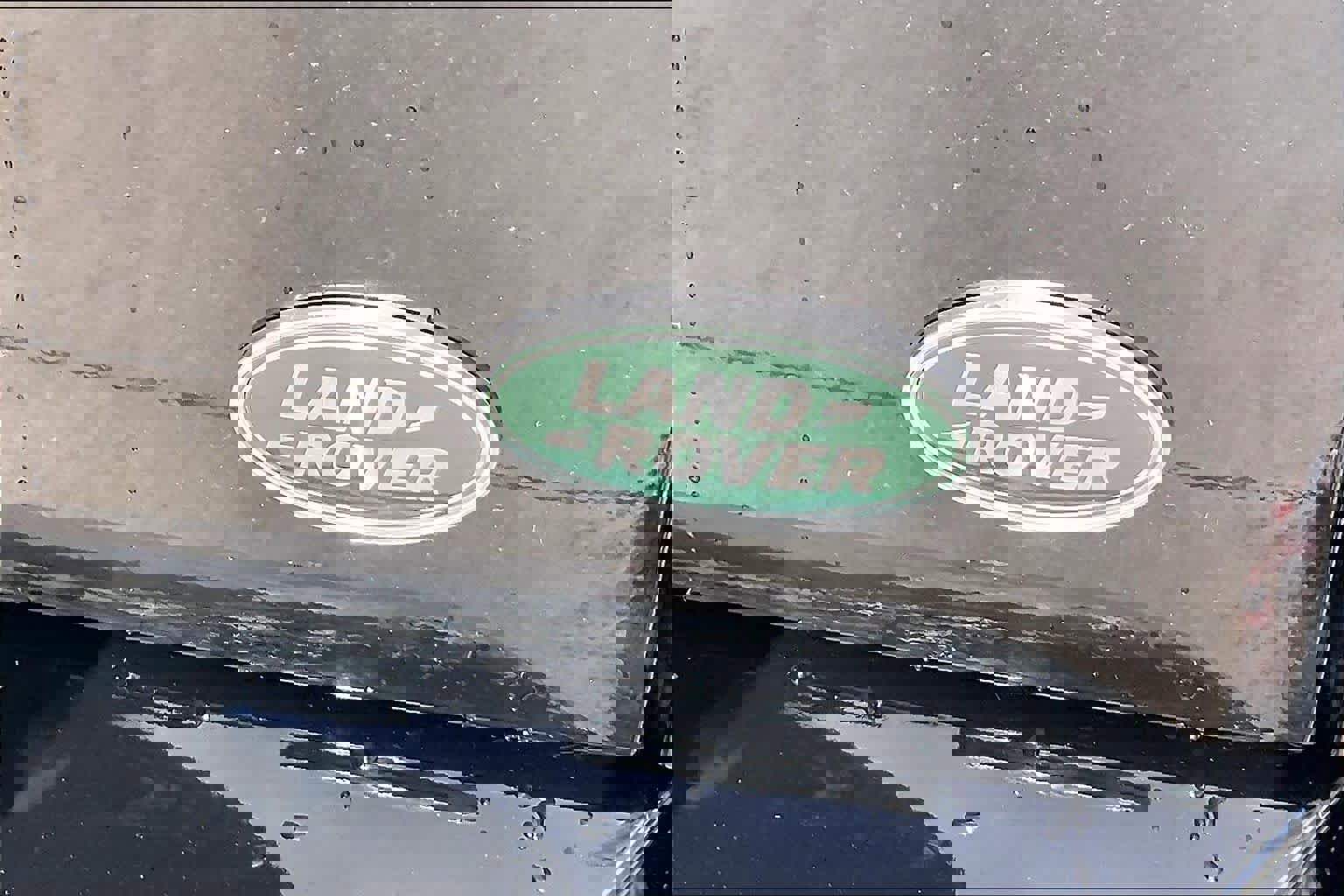 Used 2023 Land Rover Defender 90 V8 image 9