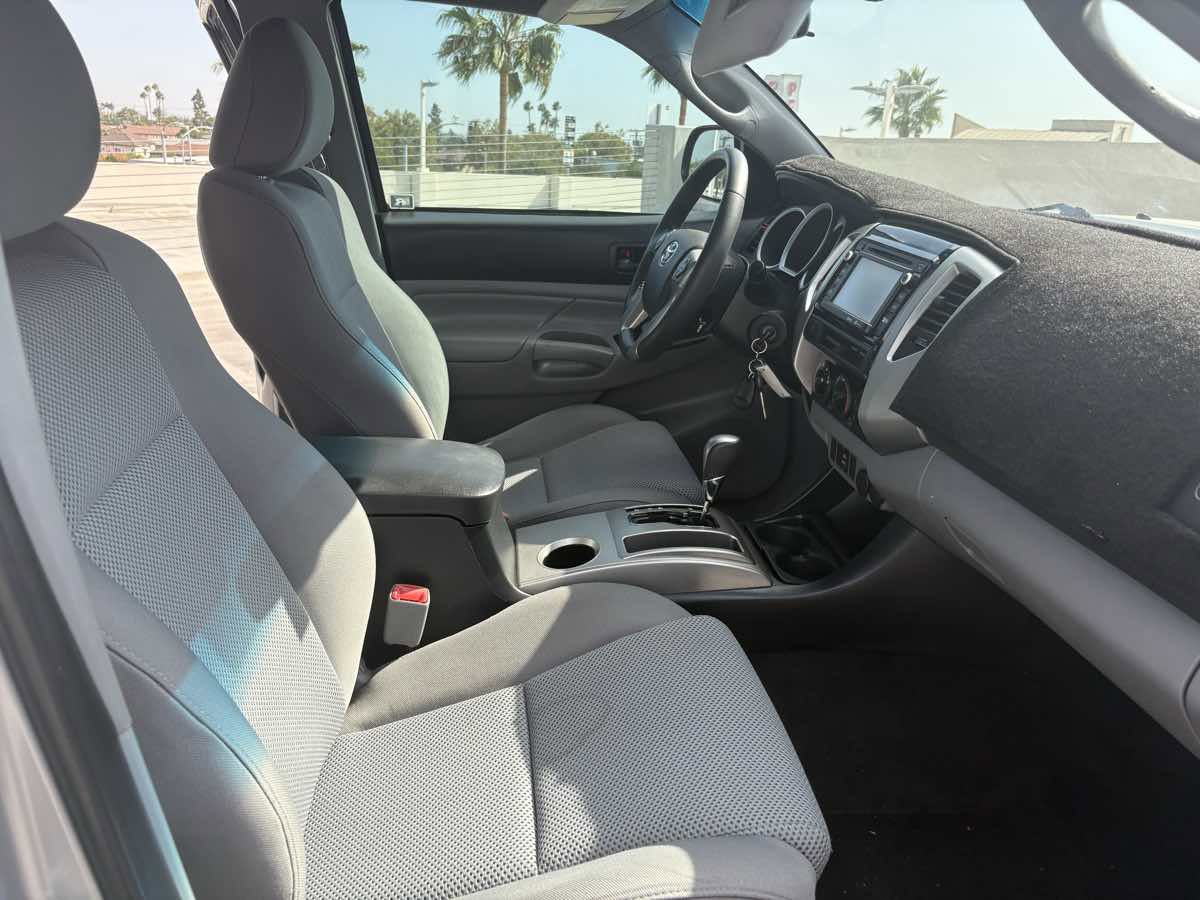 Used 2015 Toyota Tacoma PreRunner image 20