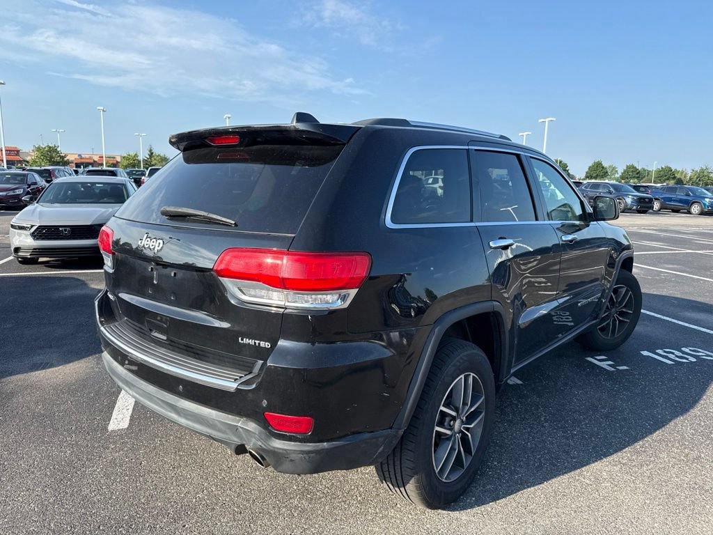 Used 2018 Jeep Grand Cherokee Limited AWD/4WD image 13