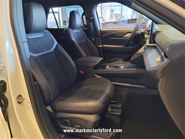 New 2025 Ford Explorer ST image 11