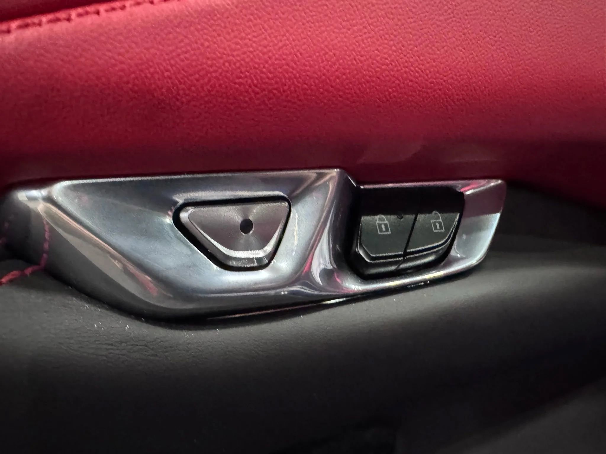 Used 2025 Chevrolet Corvette Z06 image 39