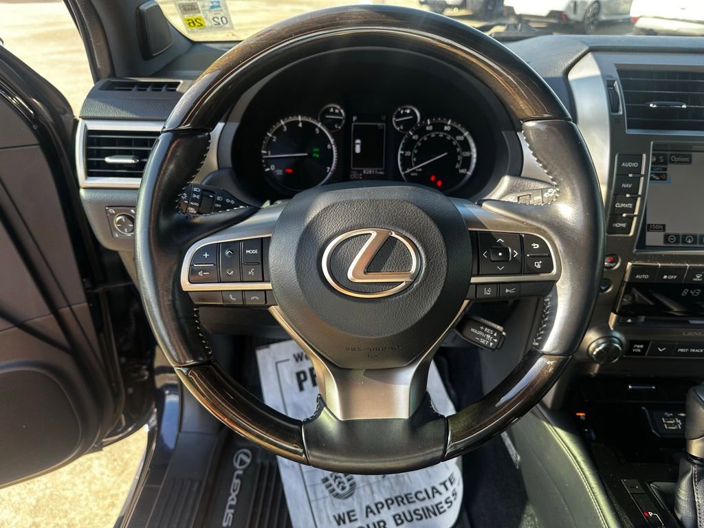 Used 2020 Lexus GX 460 Luxury w/ Luxury Sport Package AWD/4WD image 13