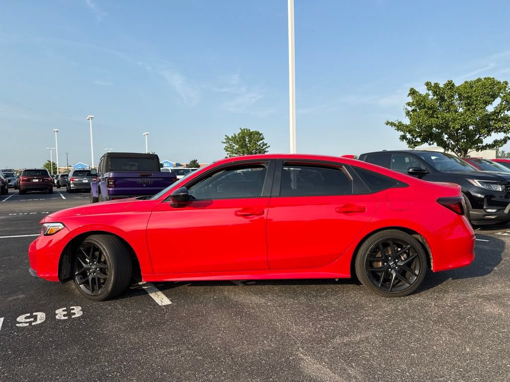 Used 2025 Honda Civic Sport Touring image 8