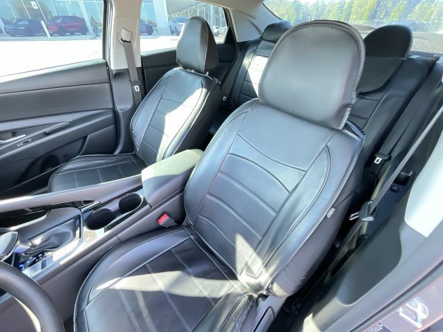 Used 2023 Hyundai Elantra Blue FWD image 12