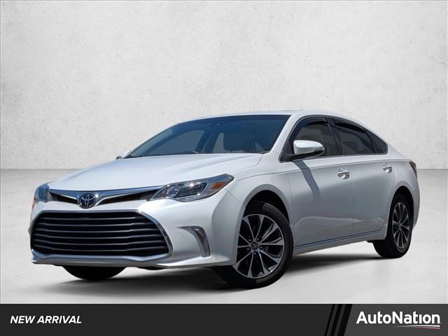 Used 2017 Toyota Avalon XLE Premium image 1
