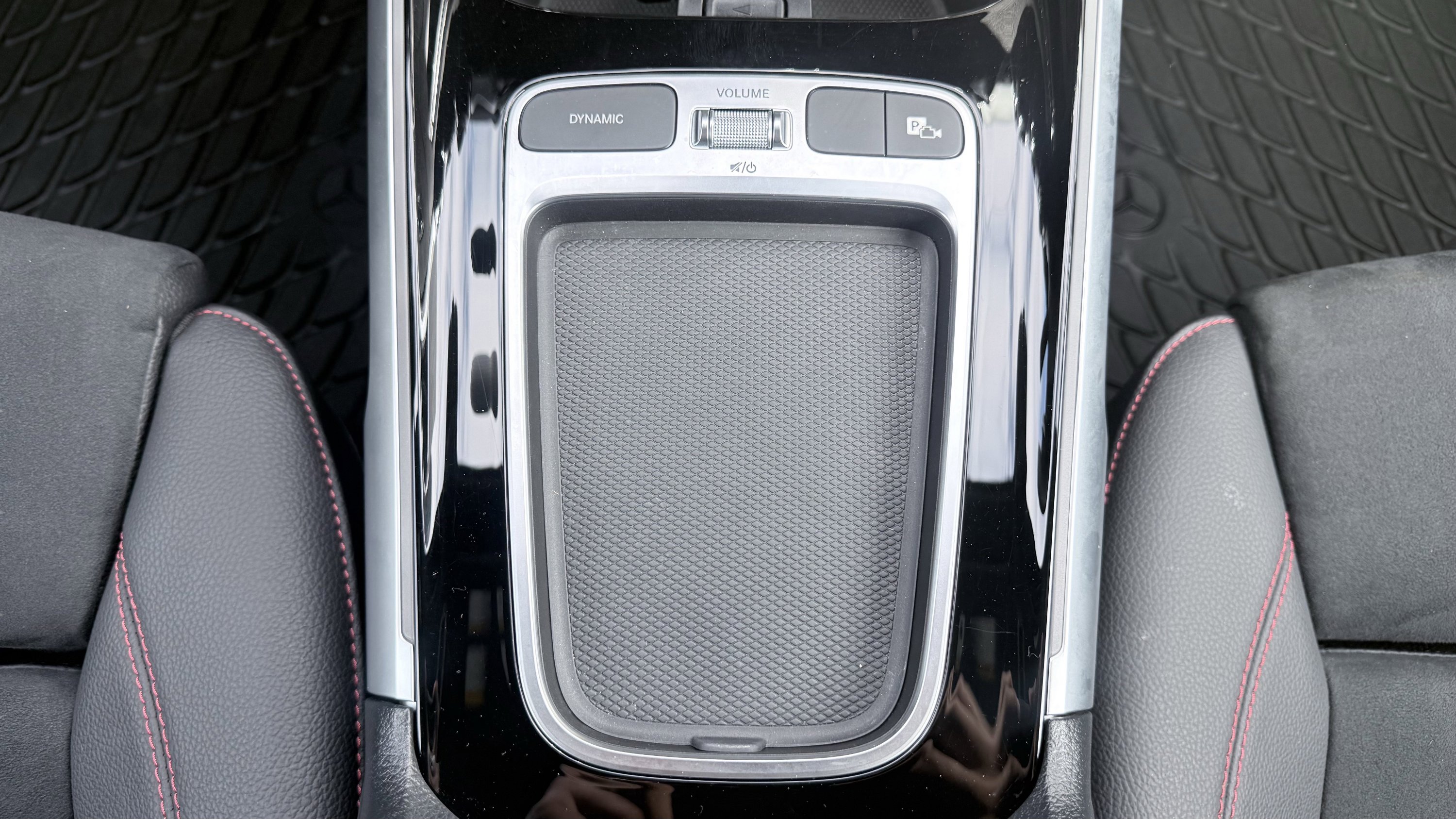 Used 2024 Mercedes-Benz GLB 250 image 57