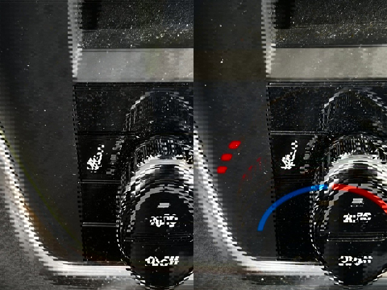 Certified 2023 Nissan Rogue SV w/ SV Premium B Package image 18